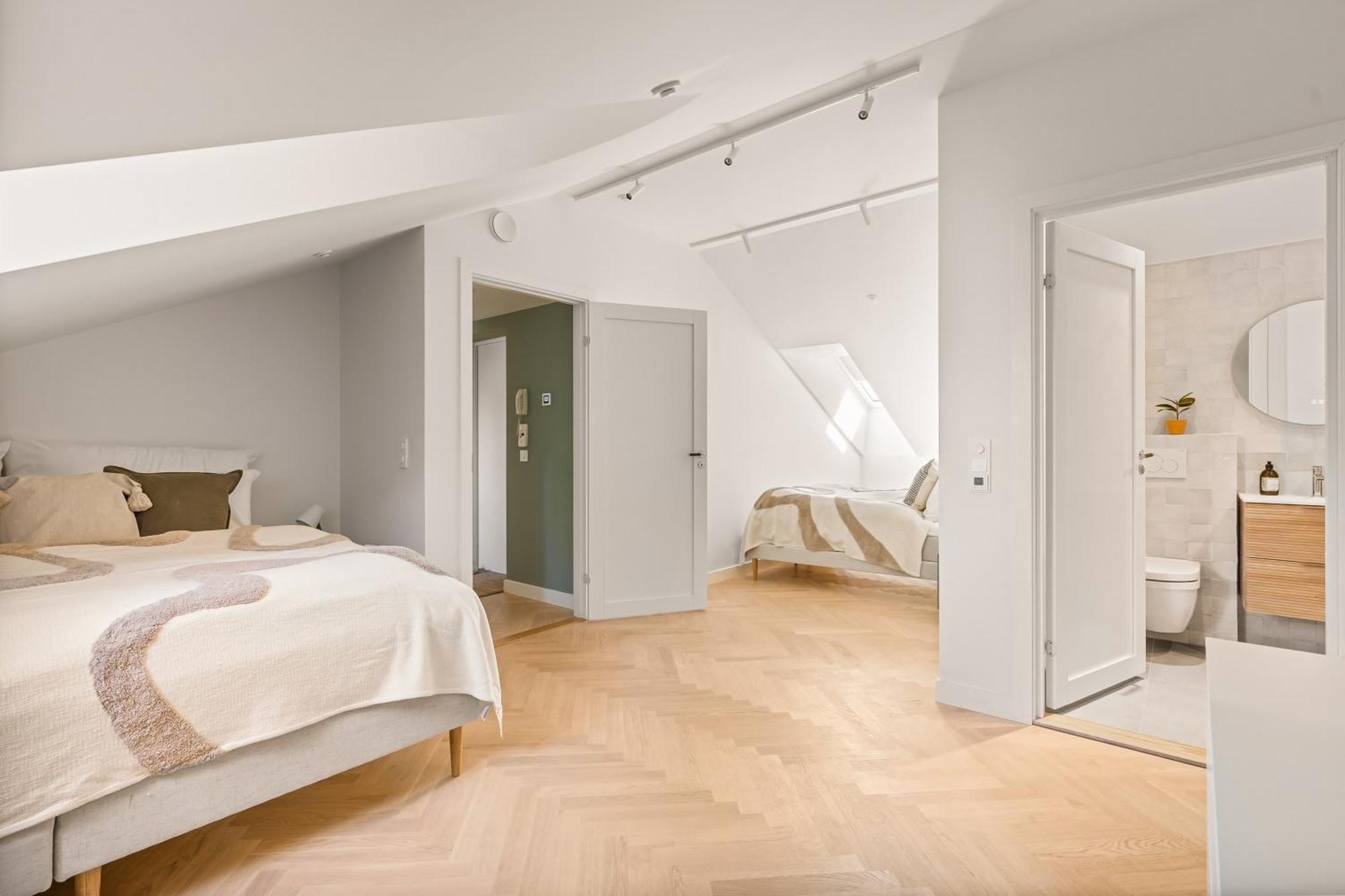 Dinbnb Apartments Gruenerlokka I Penthouse With Private Rooftop I 2-Bedroom With Double Queen Room & 2 Bathrooms Oslo Exterior foto